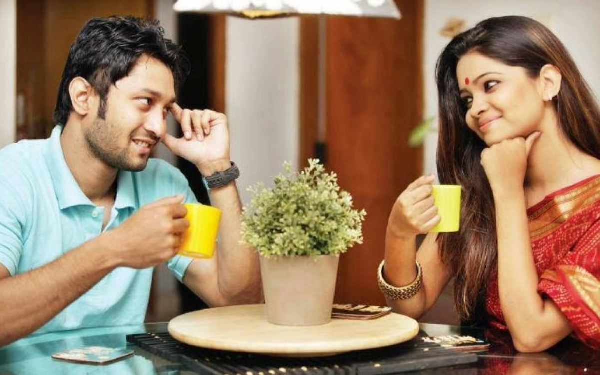 মেয়েদের পটানোর কার্যকর উপায় (শুধু মাত্র ছেলেদের জন্য ! আপুরা ভুল করেও এই পোস্টের দিকে তাকাবেন না )