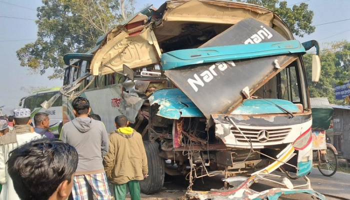 এইমাত্র পাওয়া: মুখোমুখি সং ঘ র্ষ, নিহত ১, আহত ৭ জন