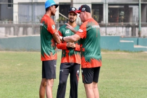 বিপিএলের ম্যাচসহ দিনের শুরুতেই টিভিতে আজকের খেলা